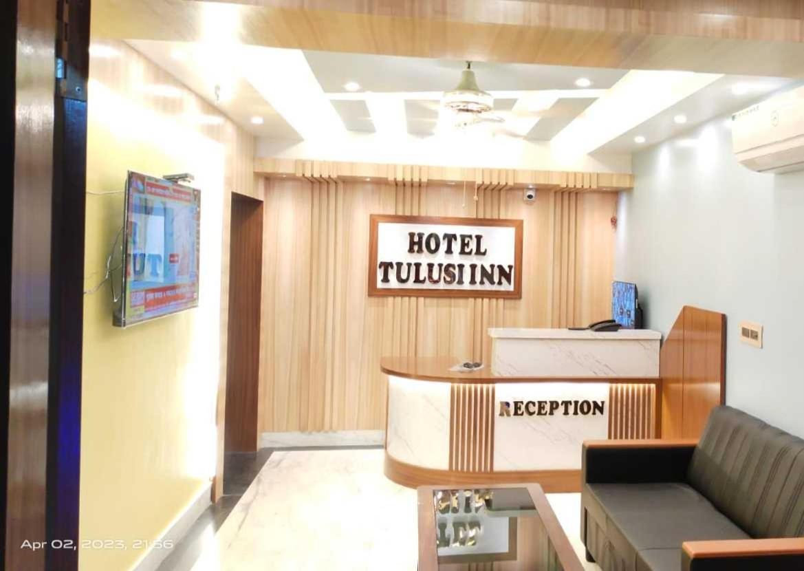 Oyo Hotel Tulusi Inn Bolpur Bagian luar foto